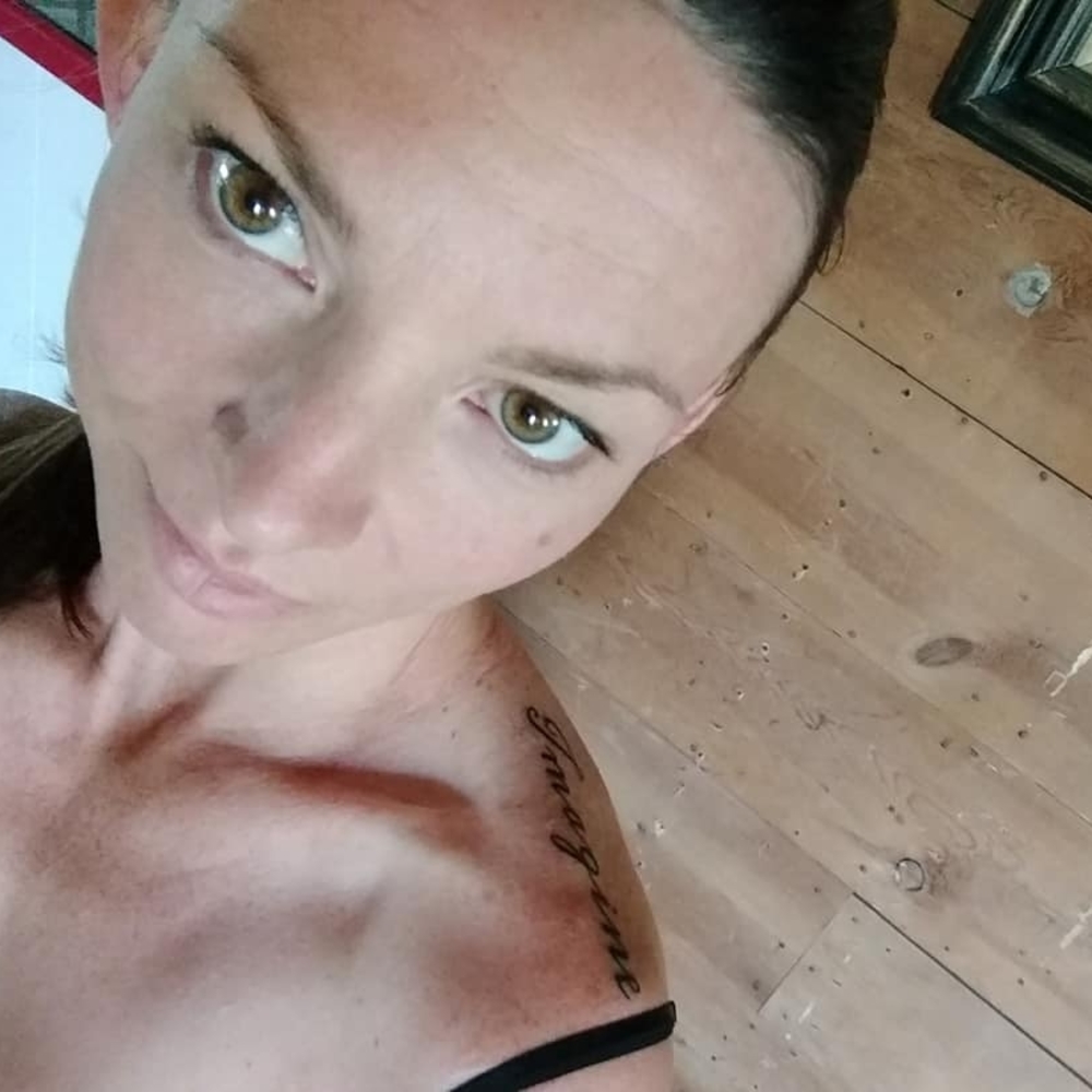 Meet your Posher, Jennifer